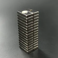 N35N35 imanes de neodimio - bloque magnético fuerte 20 * 10 * 4mm con agujero de 4mm - 10 piezas