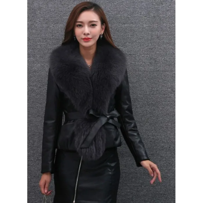 ChaquetasLeather fur coat - with fluffy collar