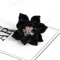 Flower with crystals - elegant broochBrooches