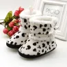 ZapatosSpotted knitted shoes - baby / newborn