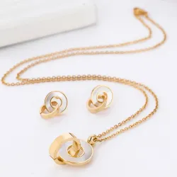Conjuntos de joyasGold plated jewellery set - pendant necklace with earrings