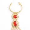 PulseraAnillo de cinco dedos - con cadenas - pulsera de oro - flores huecas / cristales rojos