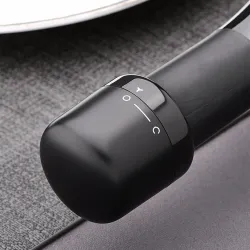 Wine bottle stopper - silicone sealed vacuum capBar supply