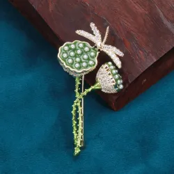 BrochesFlor de loto con libélula de cristal - broche elegante
