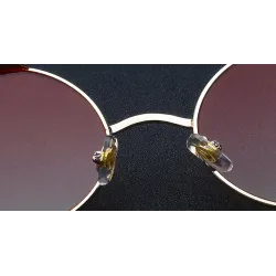 Gafas de solGafas de sol redondas góticas/steampunk - lente roja - montura de metal - UV 400 - unisex