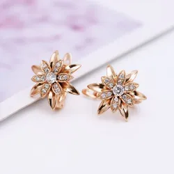 Golden flower earrings with crystalsEarrings