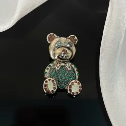 Crystal bear broochBrooches