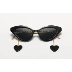 Cat eye style sunglasses - with chain / heartSunglasses