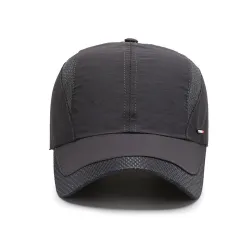 Classic baseball cap - with mesh - unisexHats & Caps