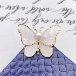 BrochesBroche mariposa concha blanca - con perla -