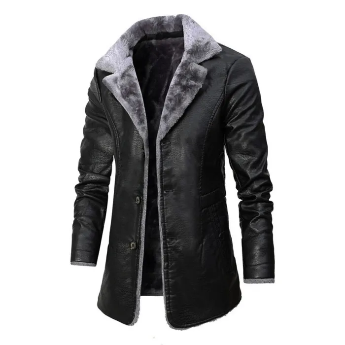 ChaquetasCálida chaqueta de cuero con pelo.