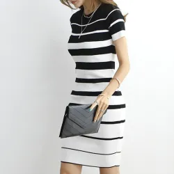 Vintage knitted striped dressDresses