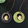 CollarColgante de madera con pájaro - collar de cuerda