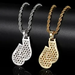 CollaresGuantes de boxeo de cristal con collar.