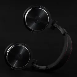 Professional DJ studio headphones - wired stereo headset - with microphoneEar- & Headphones