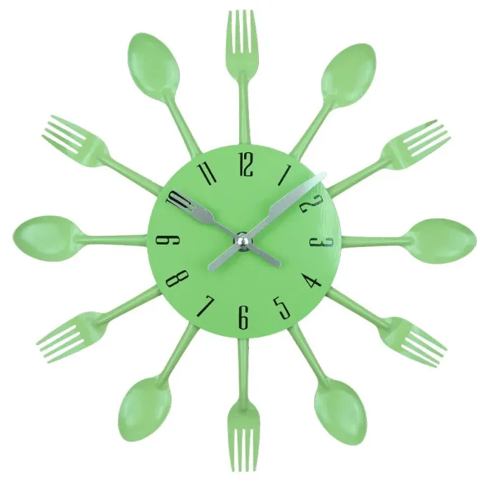 RelojesReloj de pared moderno - con cubiertos de cocina.