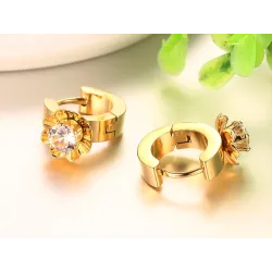 Gold stud earrings with zirconiaEarrings