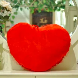 CojinesAlmohada en forma de corazón con rosas
